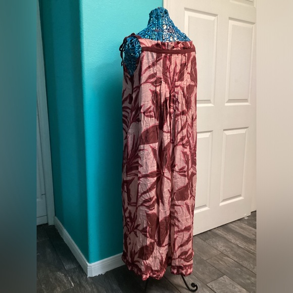 Sangria Palm Tie Shoulder Caftan - Picture 8 of 10